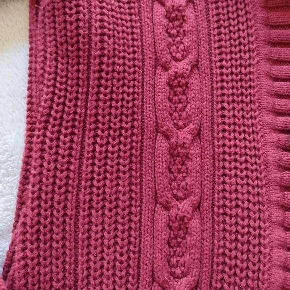 G.H. Bass Maroon Cable Knit Rounded Front Hem Cardigan Sz M - Picture 7 of 14